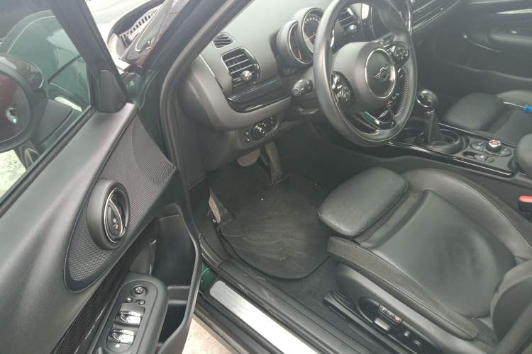 Used  Clubman 2018 1.5T COOPER Artist
