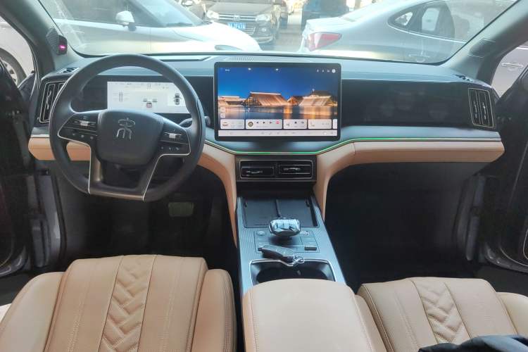 Used BYD Song L DM-i 2024 160km Beyond Edition
