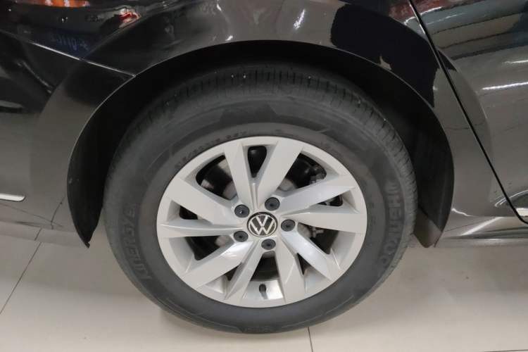 Used Volkswagen Passat 2020 Revised Version 280TSI Business Edition China VI Standard
