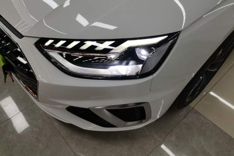 Used Audi A4L 2022 40 TFSI Fashion Dynamic Model
