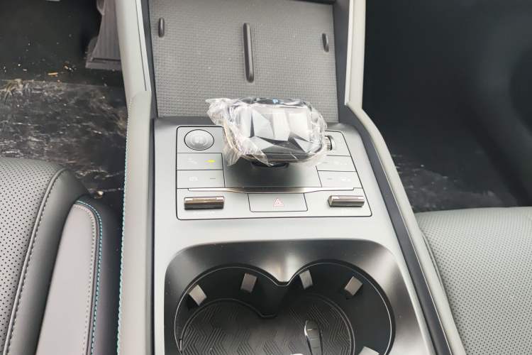 Used BYD Qin L 2024 DM-i 120KM Beyond Model
