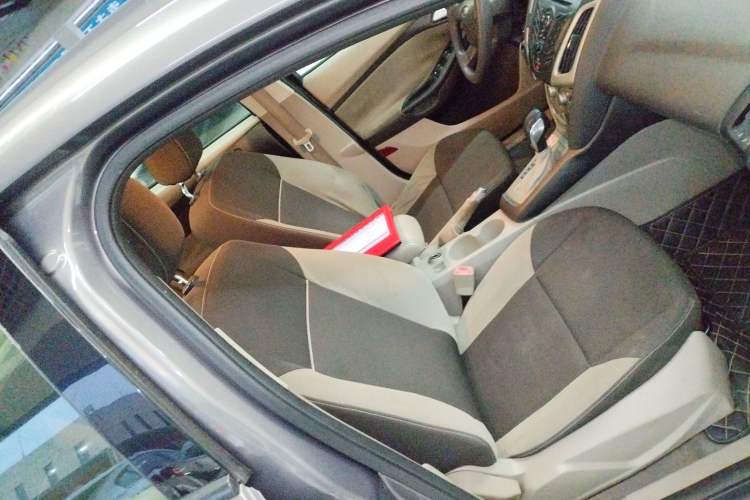 Used Ford Focus 2012 Sedan 1.6L Automatic Comfort Model