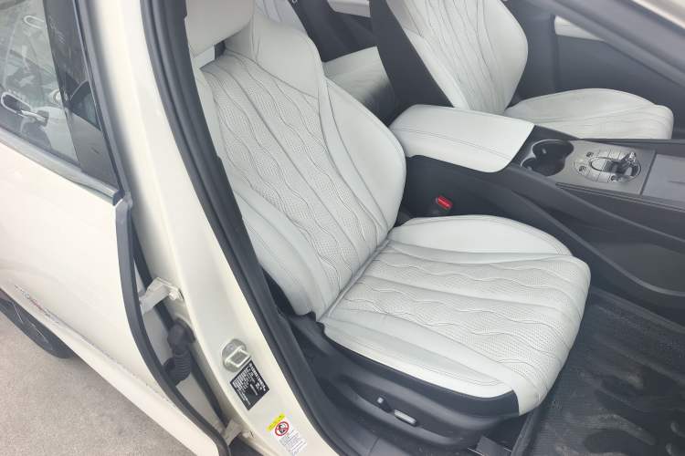 Used BYD Seal 06 New Energy 2024 DM-i 120KM Flagship Model
