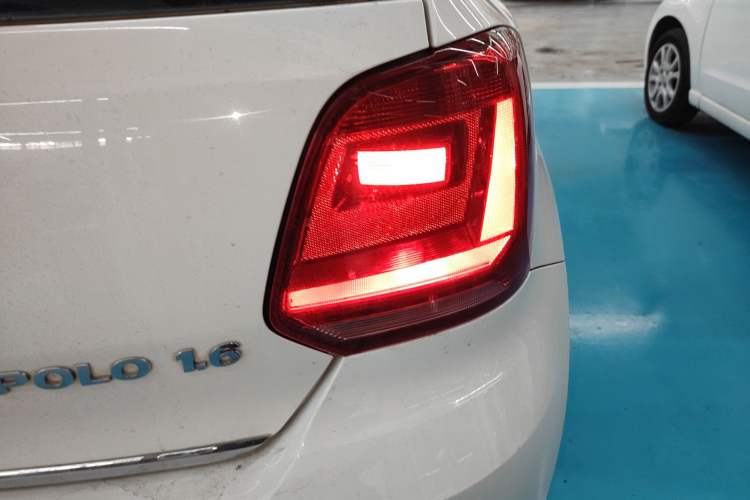 Used Volkswagen Polo 2014 1.6L Automatic Luxury Edition