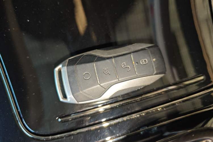 Used BYD Han 2020 DM Four-Wheel Drive Performance Edition Luxury Model
