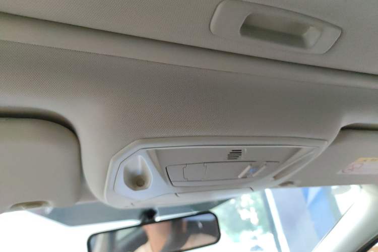 Used Ford Focus 2018 Hatchback Classic 1.6L Automatic Trendy SmartDrive Edition
