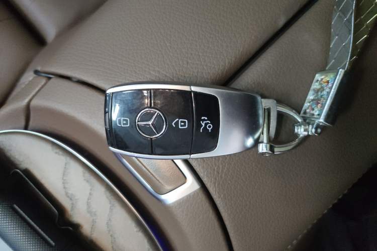 Used Mercedes-Benz E-Class 2020 Facelift E 260 L