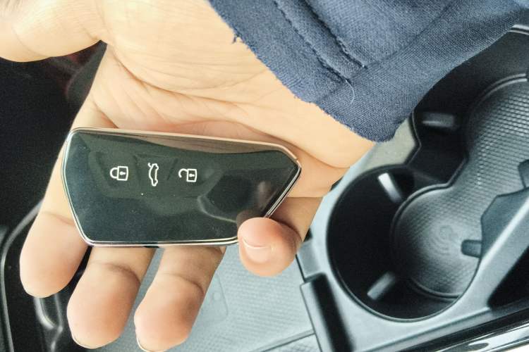 Used Volkswagen ID.6 CROZZ 2022 Long-Range PRO Edition