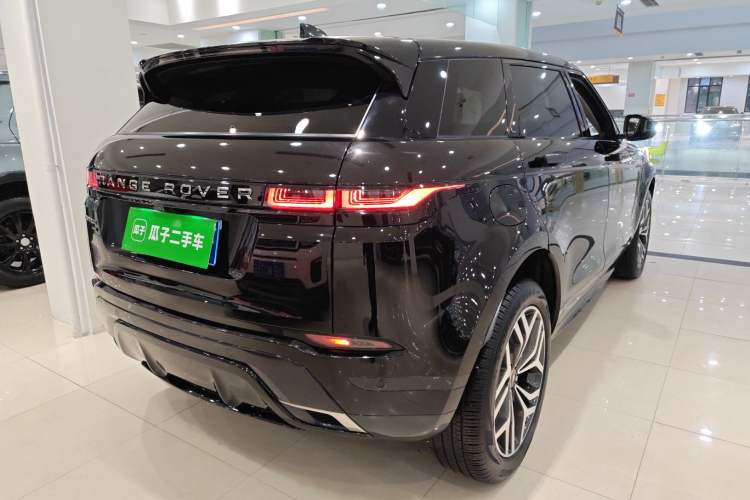 Used Land Rover Range Rover Evoque 2021 Range Rover Velar 249 PS R-Dynamic S Performance Edition

