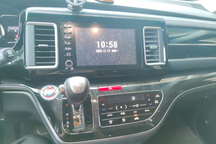 Used Honda Elysion 2019 2.0L Hybrid Supreme Edition
