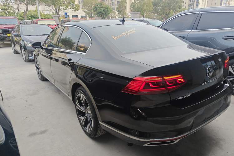 Used Volkswagen Magotan 2020 330TSI DSG Leading Model
