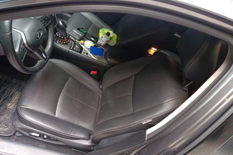 Used Infiniti Q50L 2018 2.0T Enjoyment Version China VI Standard
