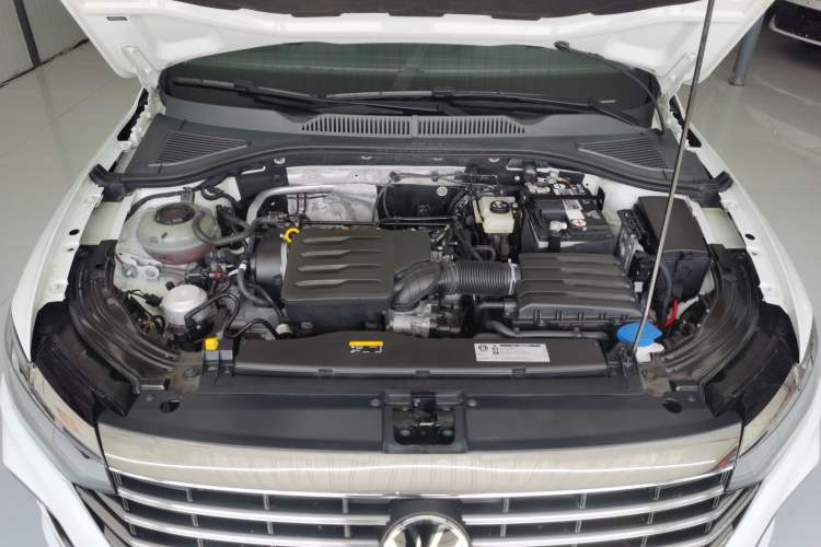 Used Volkswagen Lavida 2023 1.5L Automatic Full-Comfort Edition
