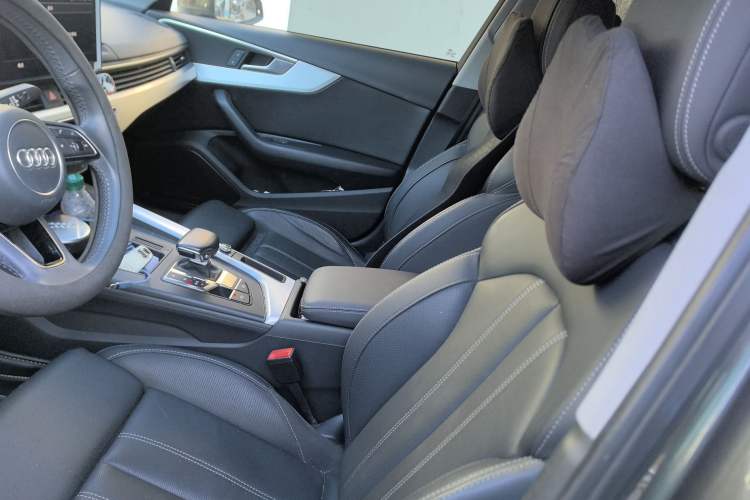 Used Audi A4L 2020 40 TFSI Luxury Dynamic Model