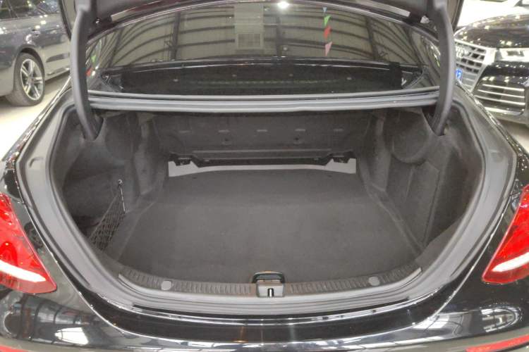 Used Mercedes-Benz E-Class 2016 E 200 L Sport Edition