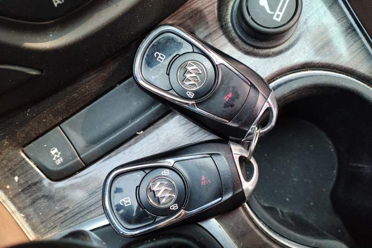 Used Buick Envision 2017 20T Two-Wheel Drive Elite Version
