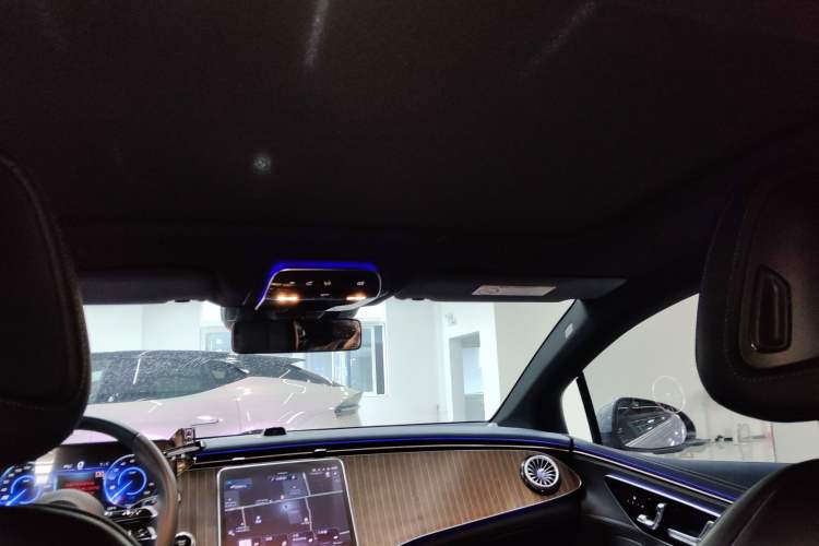 Used Mercedes-Benz EQE 2022 350 Pioneer Edition