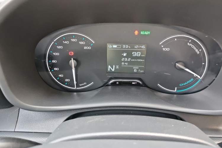 Used Wuling Hongguang New Energy 2024 All-Electric Model 300KM Practical Version
