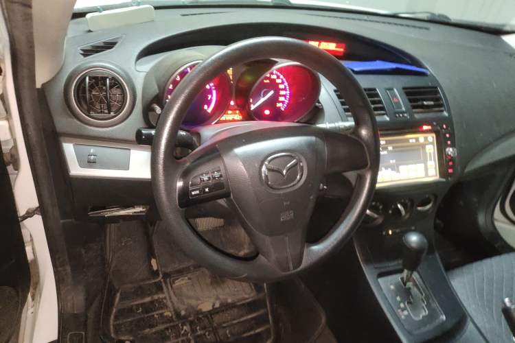 Used Mazda Mazda 3 2013 Hatchback 1.6L Automatic Elite Model