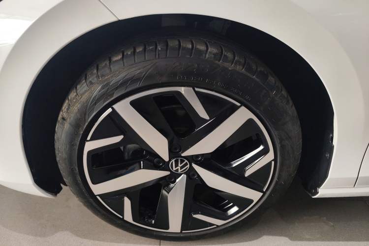 Used Volkswagen Lamando 2024 Lavida L 280TSI DSG Cool & Spicy Edition