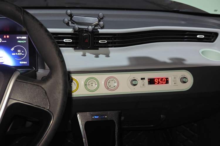 Used Wuling Hongguang MINIEV 2022 Macaron Fashion Model Lithium Iron Phosphate