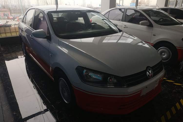 Used Volkswagen Jetta 2015 1.6L Automatic Fashion Model
