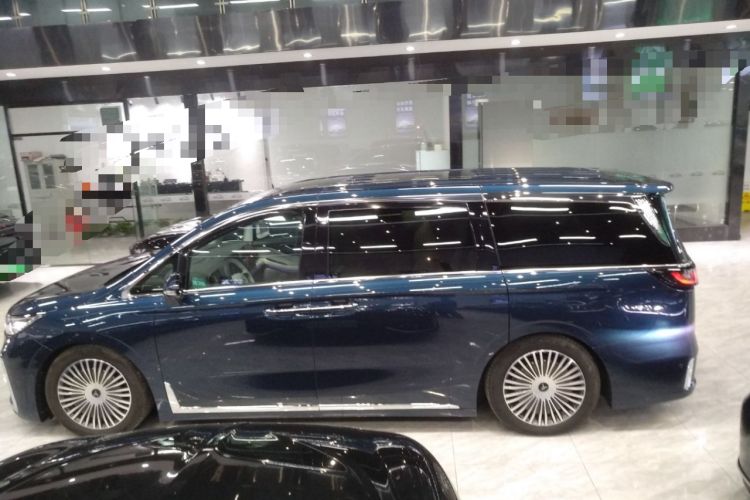 Used VOYAH Dream 2025 PHEV Four-Wheel-Drive Flagship Kunpeng Edition
