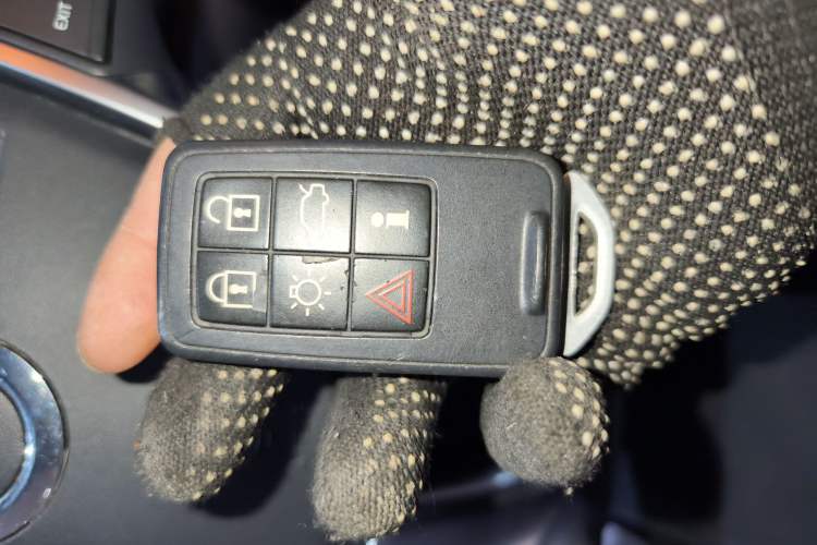 Used Volvo XC60 2017 T5 AWD Smart Upgrade Edition
