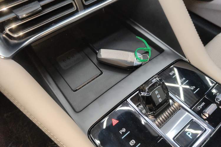 Used BYD Song PLUS New Energy 2025 DM-i Smart Drive 112KM Prestige Model
