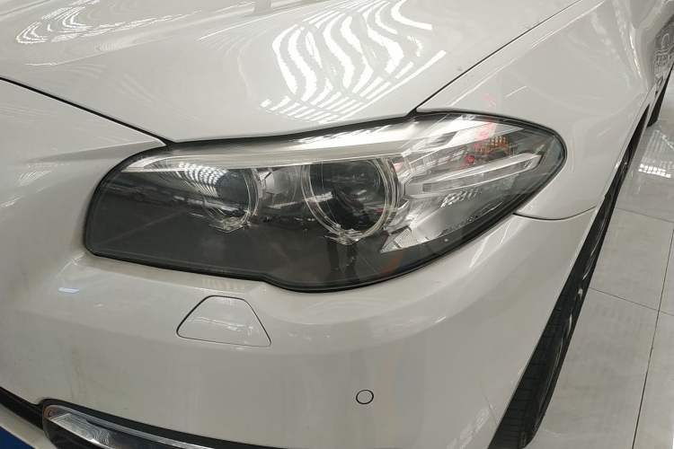 Used BMW 5 Series 2014 525Li Luxury Design Package
