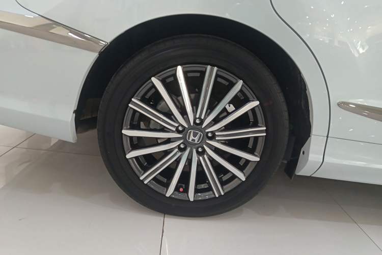 Used Honda Elysion 2024 2.0L eHEV Luxury Edition
