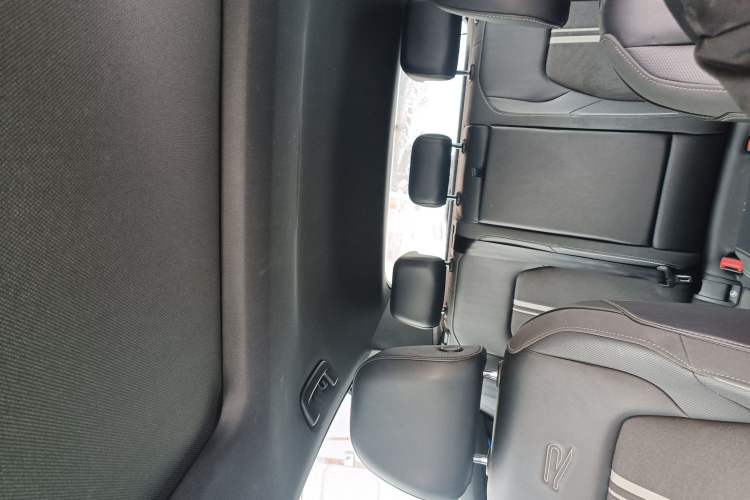 Used Volkswagen Golf 2023 Facelift 280TSI DSG R-Line Lite
