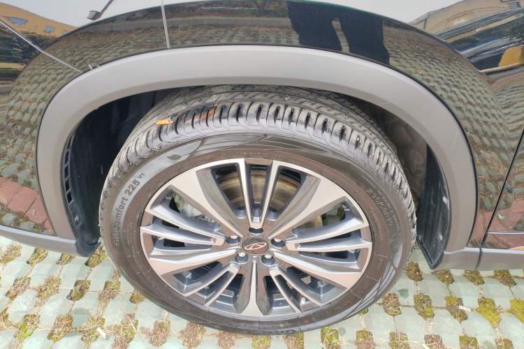 Used Chery Tiggo 8 PRO 2024 Champion Edition 390T Two-Wheel Drive Peak Version 5 Seats