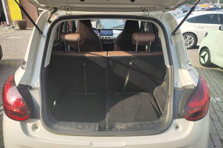 Used Wuling Bingo 2023 333 km Lingxi Connected+ Version
