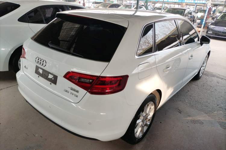 Used Audi A3 2015 Sportback 35 TFSI Millionth Anniversary Intelligent Leading Model
