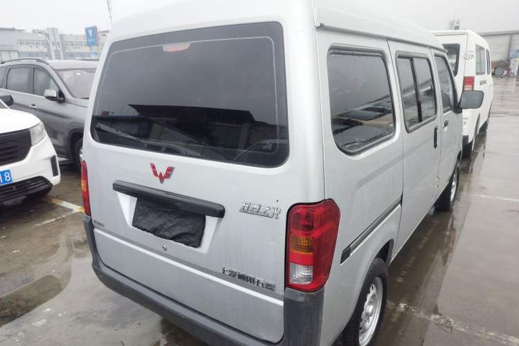 Used Wuling Zhiguang 2020 1.2L Practical Model China VI LSI
