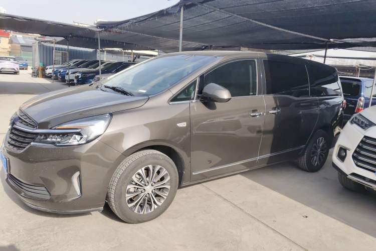 Used Buick GL8 2021 Land Cruiser Executive Class 652T Luxury Model