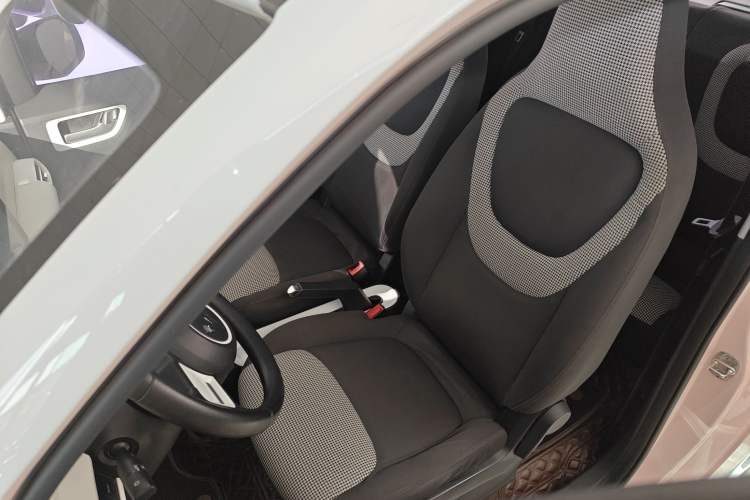 Used Wuling Hongguang MINIEV 2024 3rd Generation 215km Advanced Version