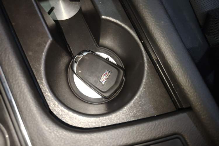 Used Cadillac XT5 2020 28T Luxury Version