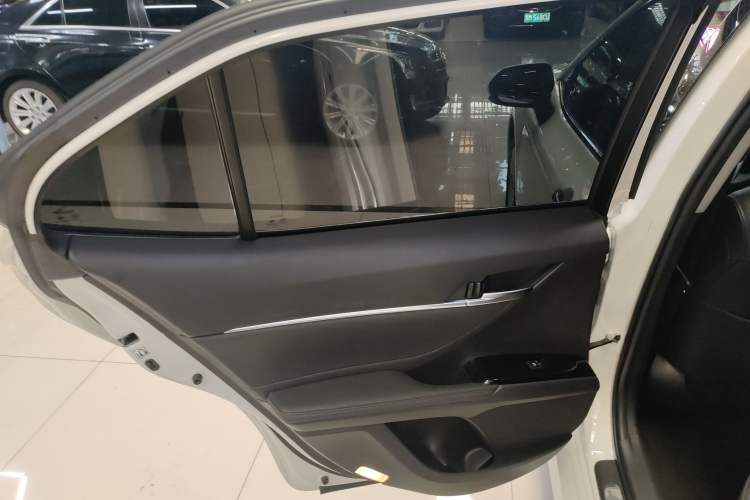 Used Toyota Camry 2019 Revised Version 2.0G Luxury Edition
