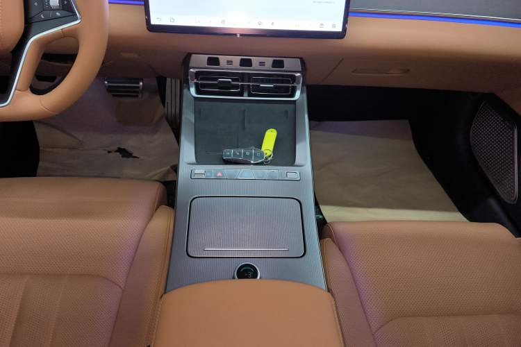 Used BYD Han L 2025 DM-p Four-Wheel-Drive LiDAR Flagship Model
