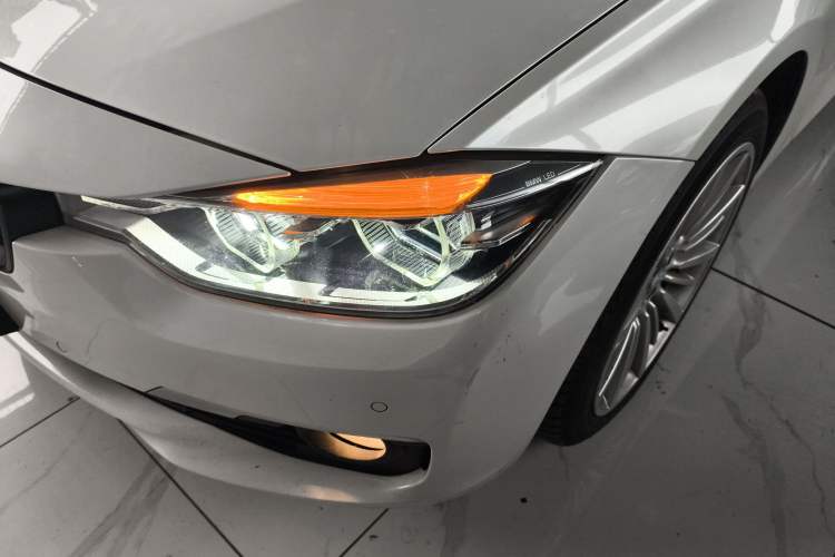 Used BMW 3 Series 2018 320Li Fashion Model
