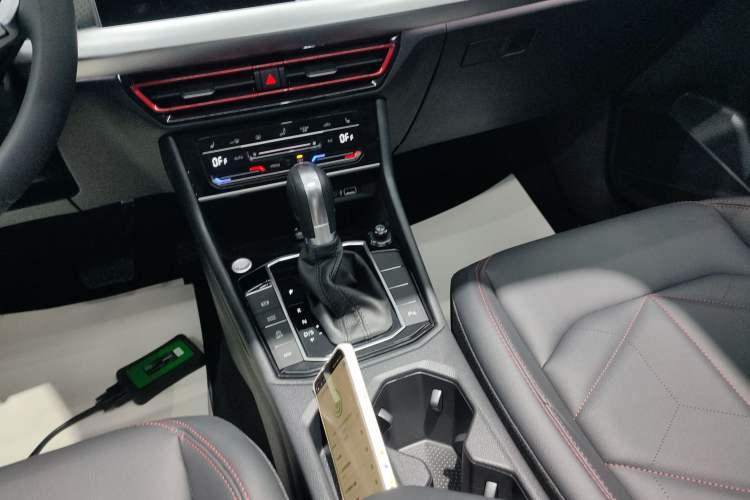 Used Volkswagen Lavida 2024 300TSI DSG Starry Sky Leading Edition
