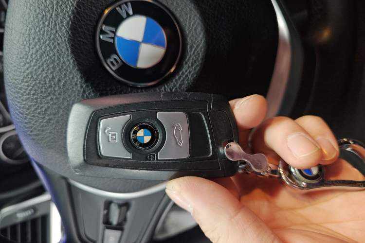 Used BMW 3 Series 2018 320Li Fashion Model
