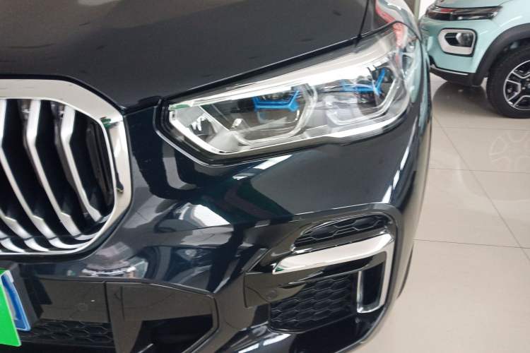 Used BMW X5 2022 Restyled xDrive 30Li Luxury Version M Sport Package