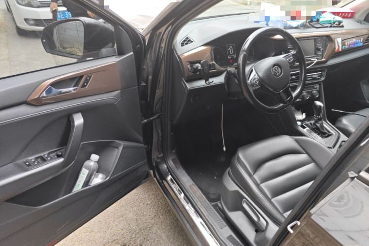 Used Volkswagen Tharu 2020 280TSI Two-Wheel Drive Comfort Edition China VI Standard