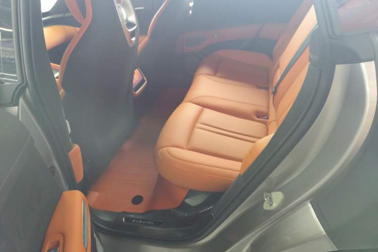 Used  YU7 2025 Ultra-Long Range High-Performance All-Wheel-Drive Max Edition
