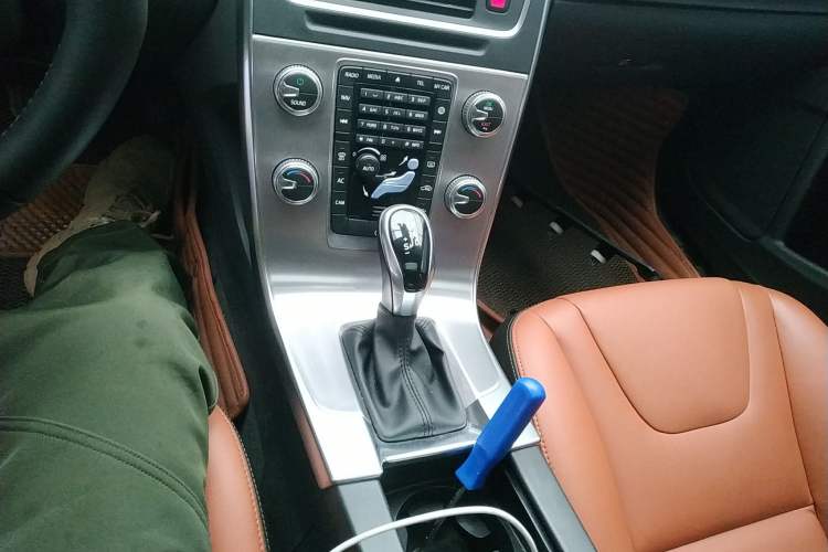 Used Volvo S60 2018 S60L T4 Smart & Ambitious Edition
