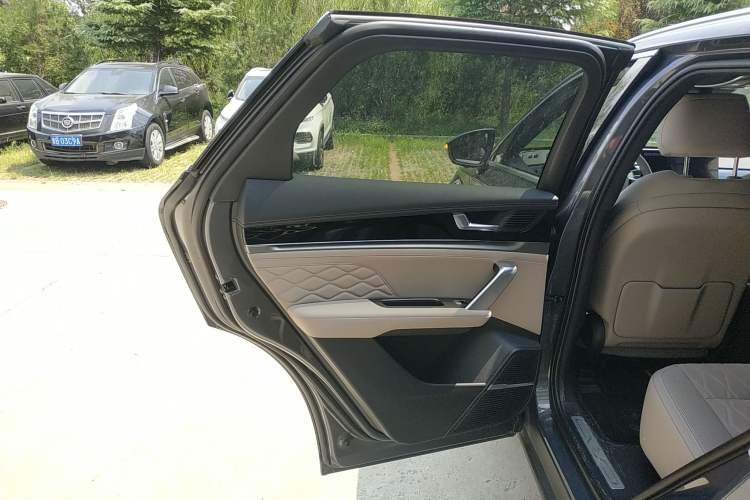 Used BYD Tang New Energy 2025 DM-i 115KM Prestige Model