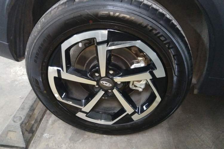 Used Chery Explore 06 2023 Revised Version Urban Edition 1.6T Two-Wheel Drive Luxury Trim